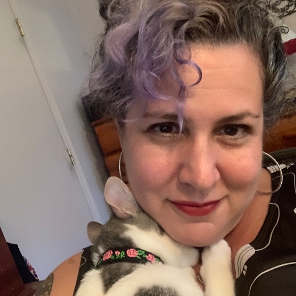 Meet your Posher, Marjorie - Picture 6 of 6